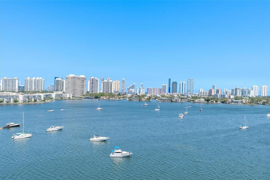 17301 Biscayne Blvd 1010, North Miami Beach, Florida 33160, USA