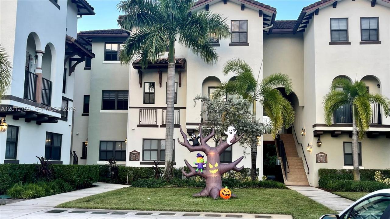 10620 NW 88th St 205, Doral, Florida 33178, USA