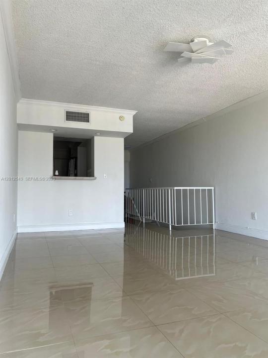 9210 Fontainebleau Blvd 506, Miami, Floride 33172, États-Unis