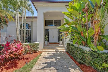 6721 SW 140th St, Palmetto Bay, Florida 33158