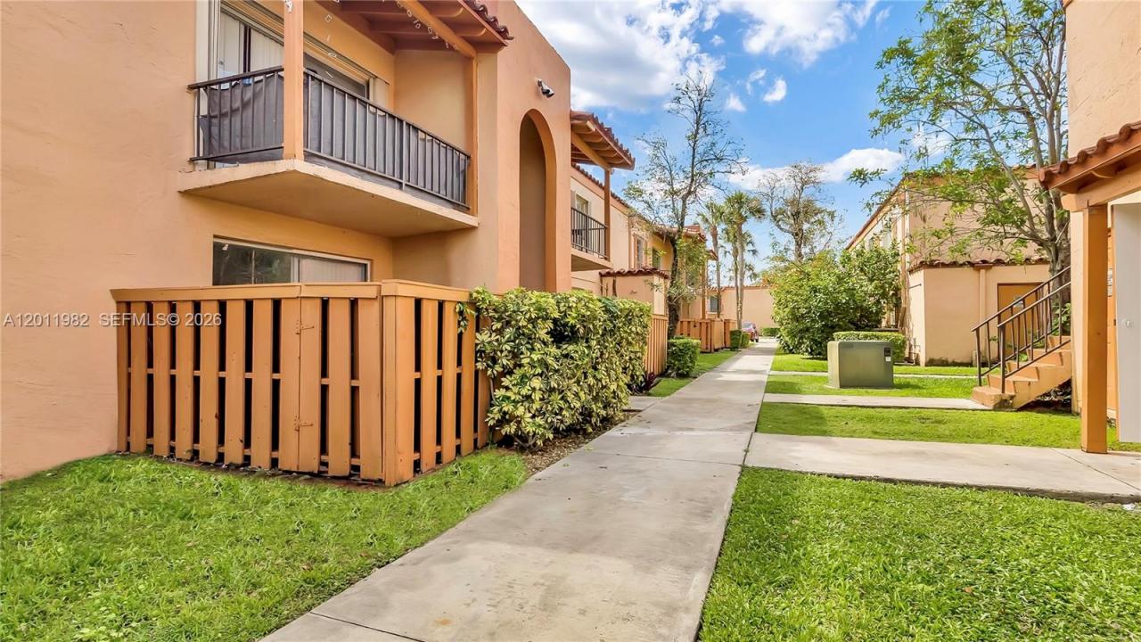 7231 Miami Lakes Dr C5, Miami Lakes, Florida 33014, Stati Uniti