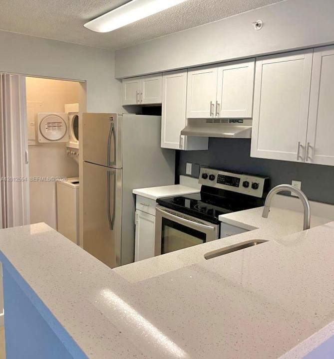 12118 Saint Andrews Pl 107, Miramar, Florida 33025, Stati Uniti