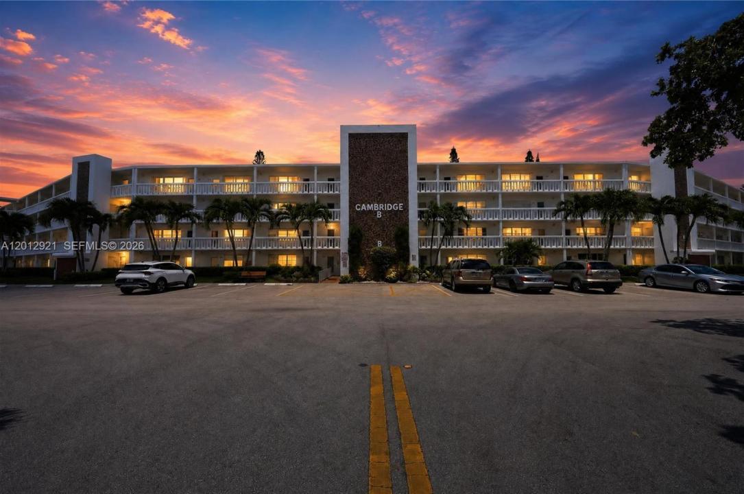 3023 Cambridge B 3023, Deerfield Beach, Florida 33442, USA