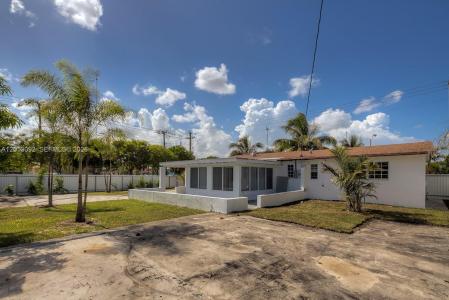 160 NW 199th St 160, Miami Gardens, Florida 33169