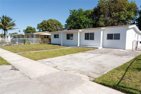 4000 NW 195th St, Miami Gardens, Florida 33055
