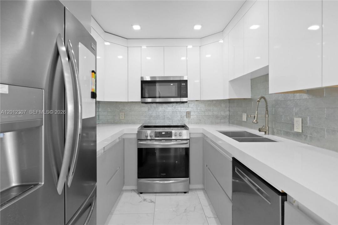 3675 N Country Club Dr 2008, Aventura, 플로리다 33180, 미국