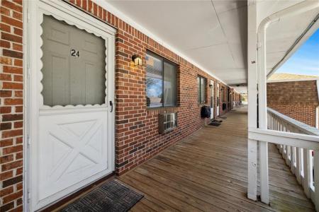 569 Smithfield Road 24, North Providence, RI 02904, USA