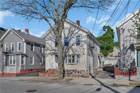 72 Moore Street, Central Falls, Rhode Island 02863, Estados Unidos