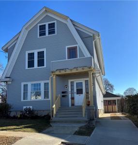 89 Hazelwood Avenue, East Providence, RI 02914, USA