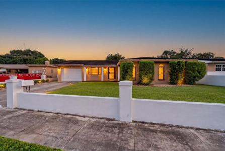 2450 NW 108th St, Miami, Florida 33167, USA