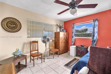 16901 NE 13th Ave 303, Miami, Florida 33162, USA