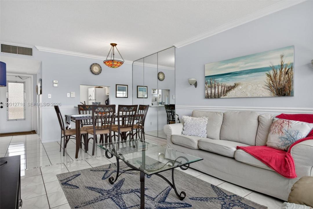 4451 NW 16th St K208, Lauderhill, Floride 33313, États-Unis