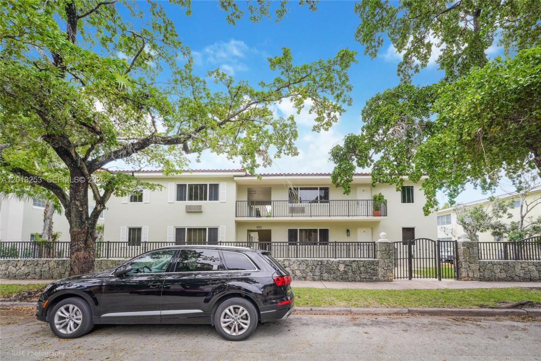 35 Antilla Ave 2, Coral Gables, Floride 33134, États-Unis