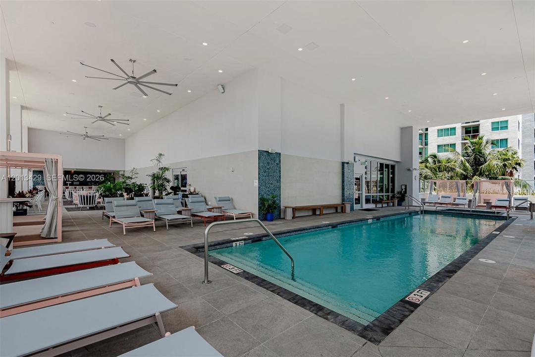 227 NE 2nd St 2206, Miami, Floryda 33132, USA