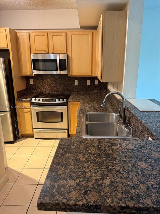 6001 SW 70th St 339, South Miami, Florida 33143, Stati Uniti