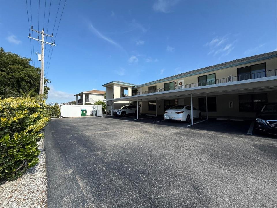 123 SW 47TH TER #201, Cape Coral, Floride 33914, États-Unis