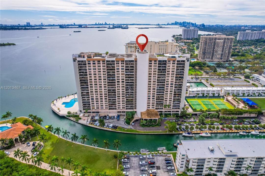 1800 NE 114th St 601, Miami, Floride 33181, États-Unis