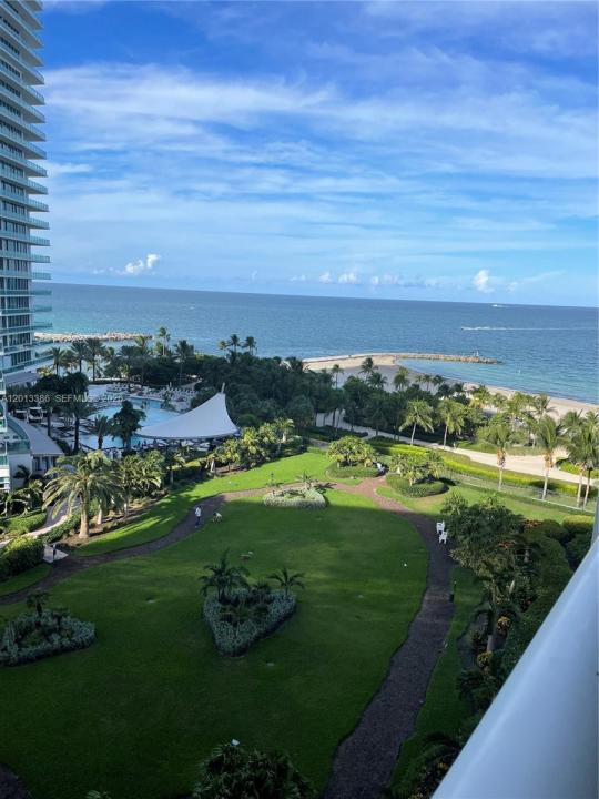 10275 Collins Ave 901, Bal Harbour, Floride 33154, États-Unis