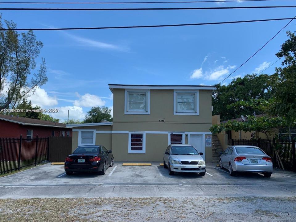 4245 NW 24th Ave, Miami, Florida 33142, USA
