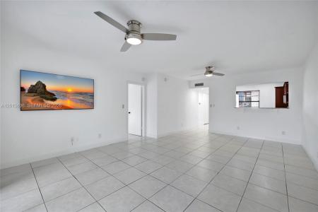 126 S Cypress Rd 729, Pompano Beach, Florida 33060, USA