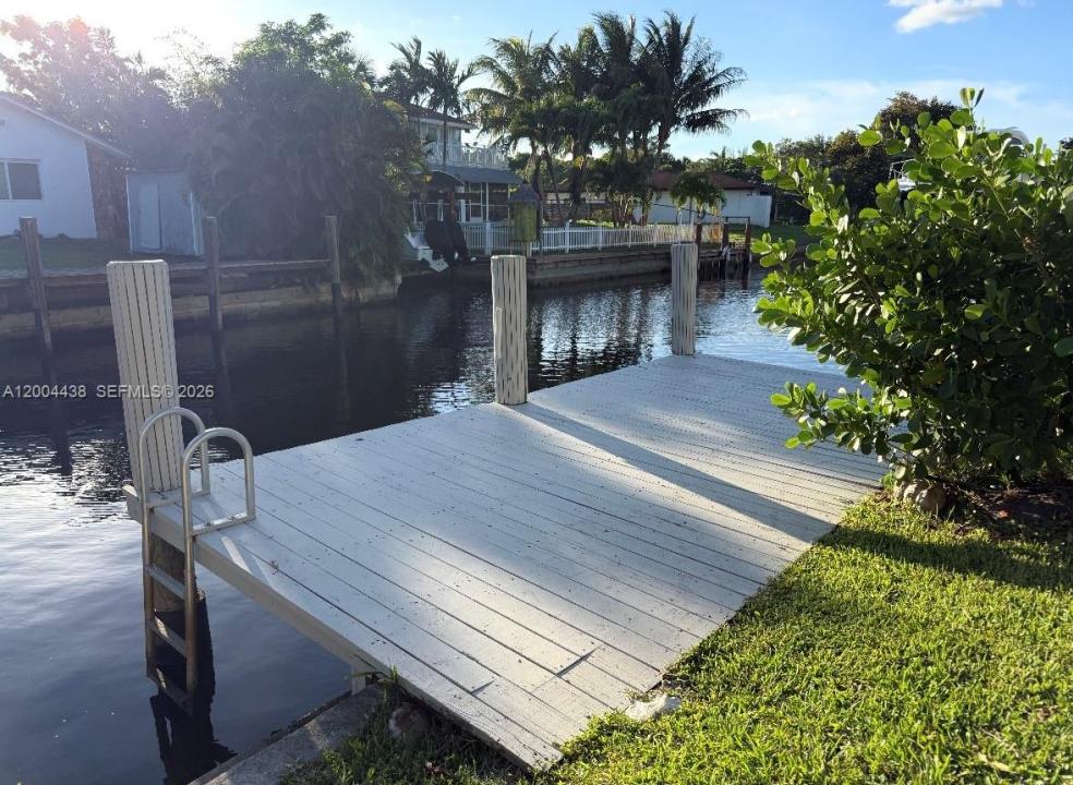 4396 SW 25th Ter 1-2, Dania Beach, Florida 33312, USA