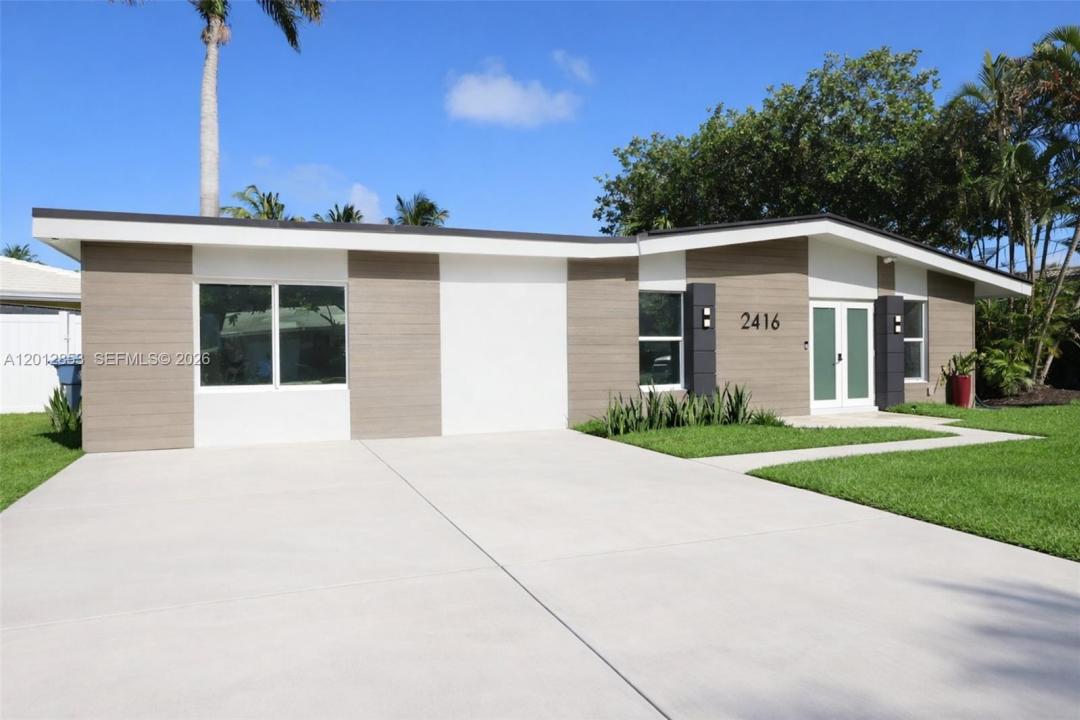 2416 NE 19th Ter, Wilton Manors, Florida 33305, USA