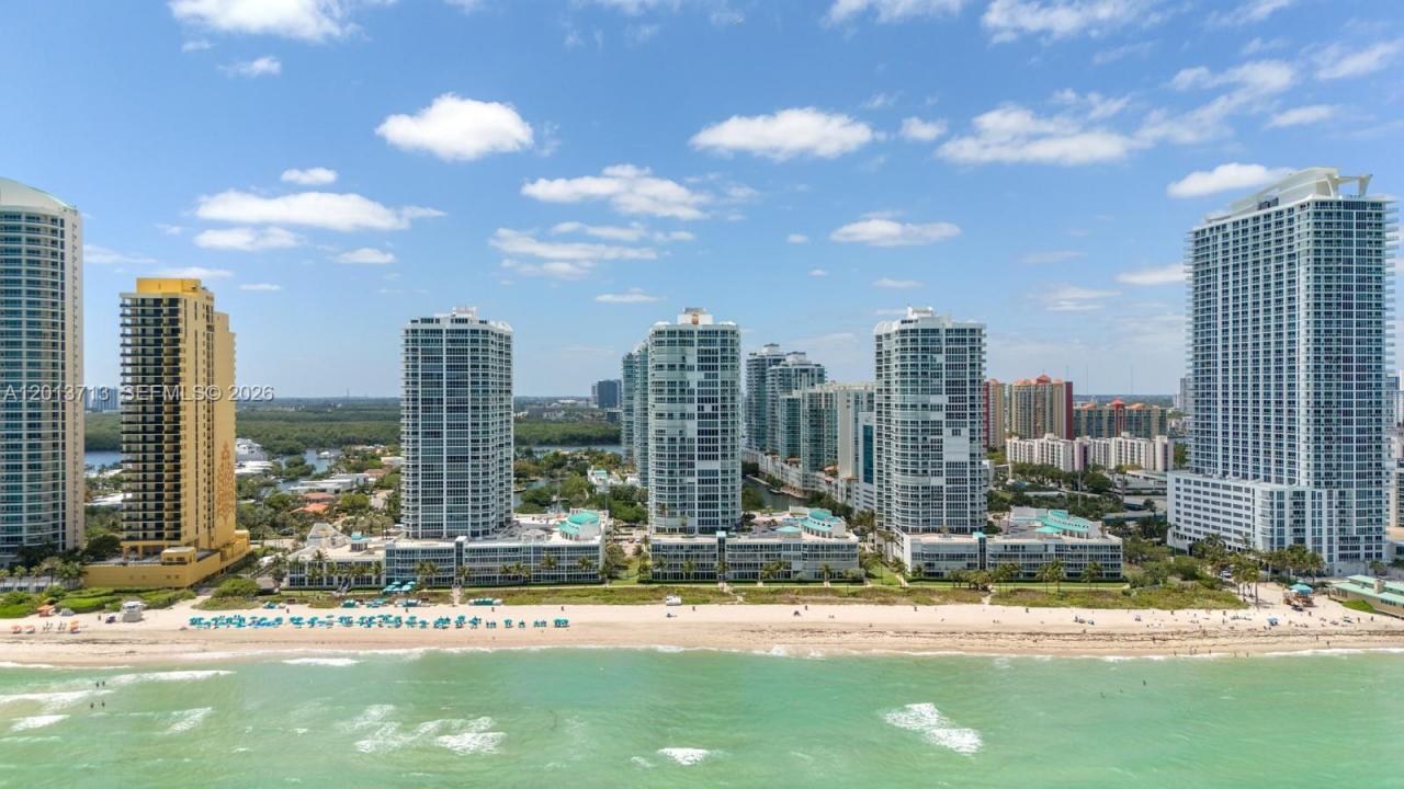 16445 Collins Ave 922, Sunny Isles Beach, Florida 33160
