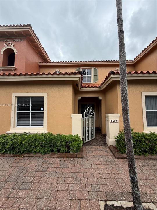 4939 N Harbor Isles Dr 106, Dania Beach, 佛罗里达州 33312, 美国