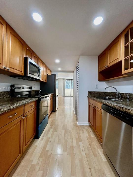 7451 NW 16th St 304, Plantation, Florida 33313, Stati Uniti