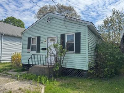 68 Uncas Street, Warwick, RI 02889, USA