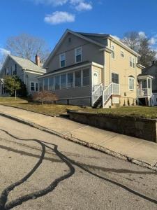 88 Summit Avenue 1, West Warwick, RI 02893, USA