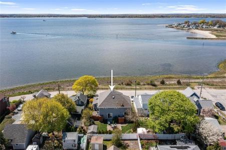 15 Shore Drive, Barrington, Rhode Island 02806, États-Unis