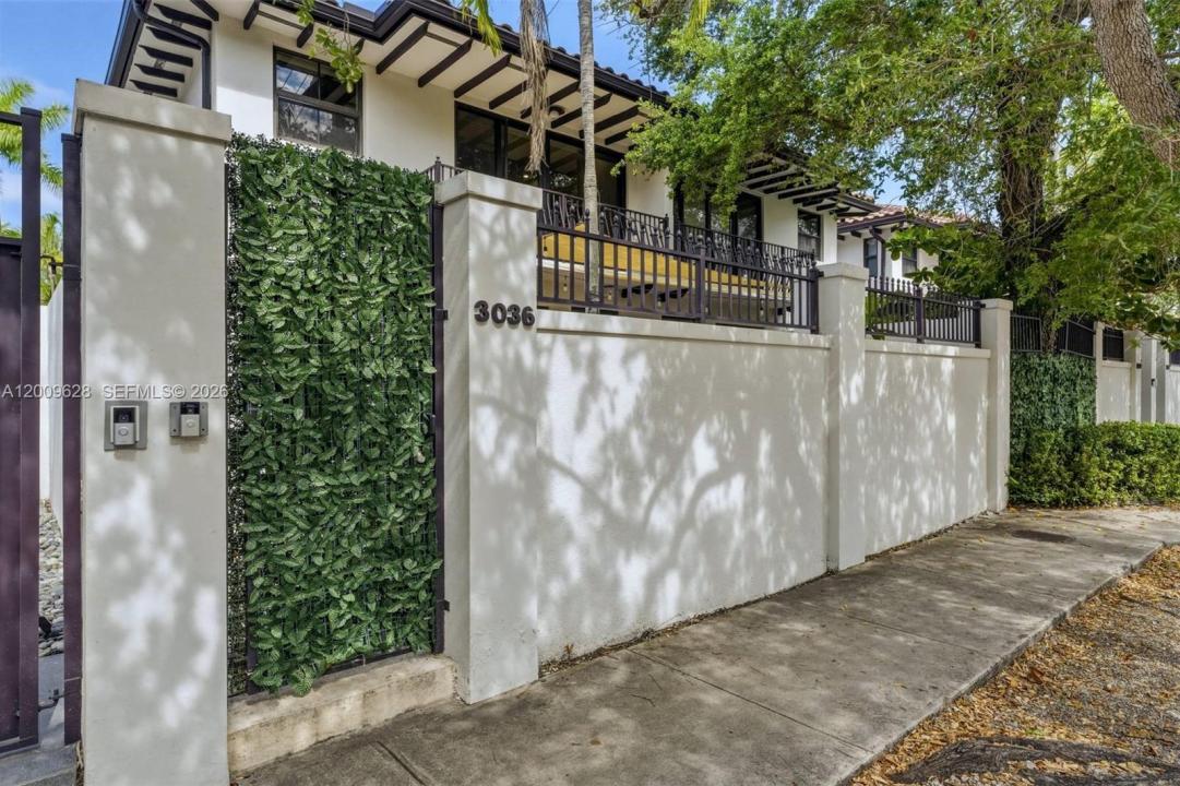3036 Mcdonald Street, Miami, Florida 33133, Stati Uniti