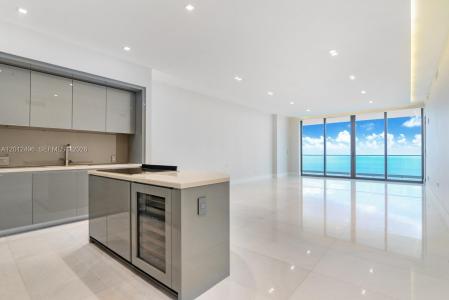 18975 Collins Ave 3803, Sunny Isles Beach, Florida 33160, USA