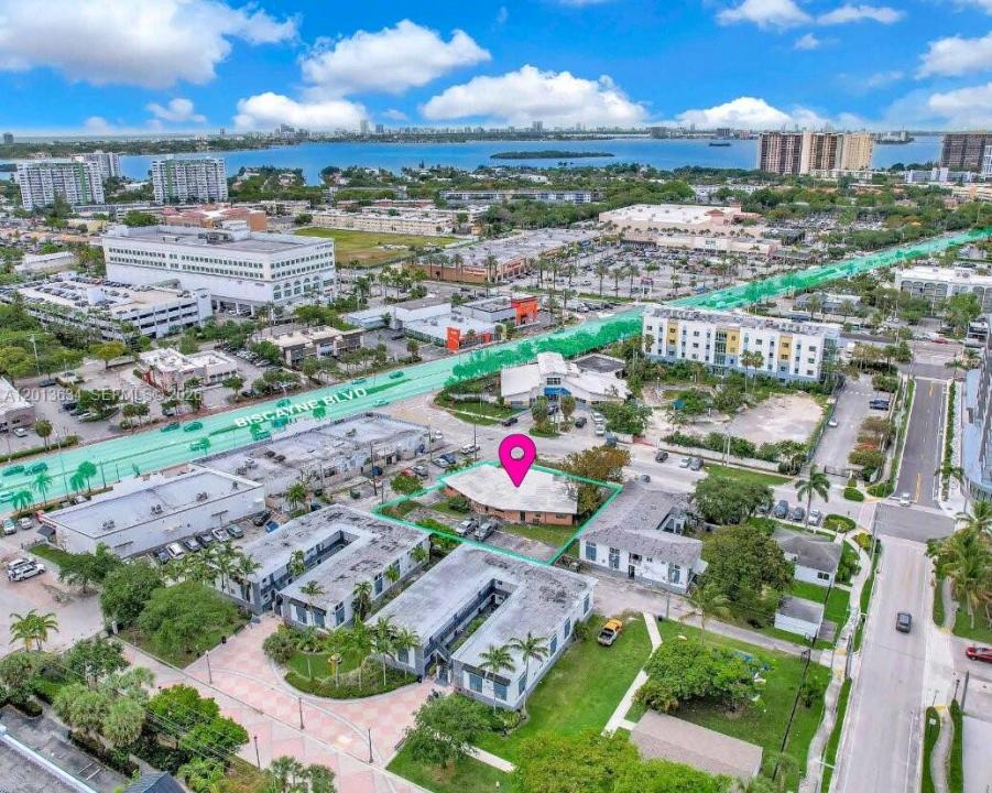 1747 NE 124th St, North Miami, Floride 33181, États-Unis