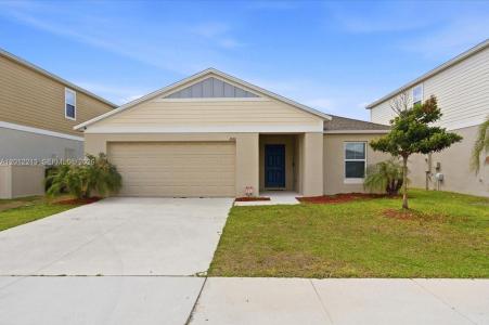 1536 Axel Circle, Winter Haven, Florida 33880, USA