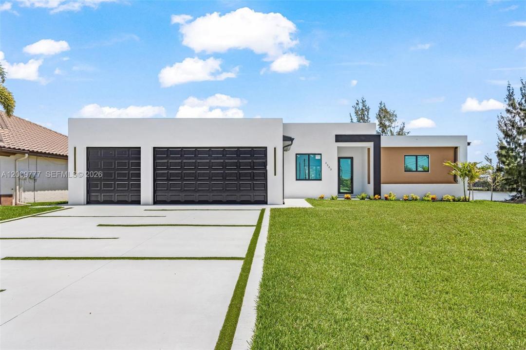 2303 NW 35 AVE, Cape Coral, Flórida 33993, Estados Unidos