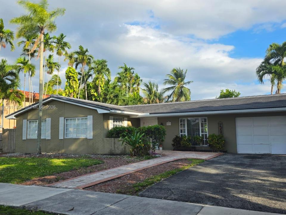 14020 SW 83rd St, Miami, Florida 33183, USA