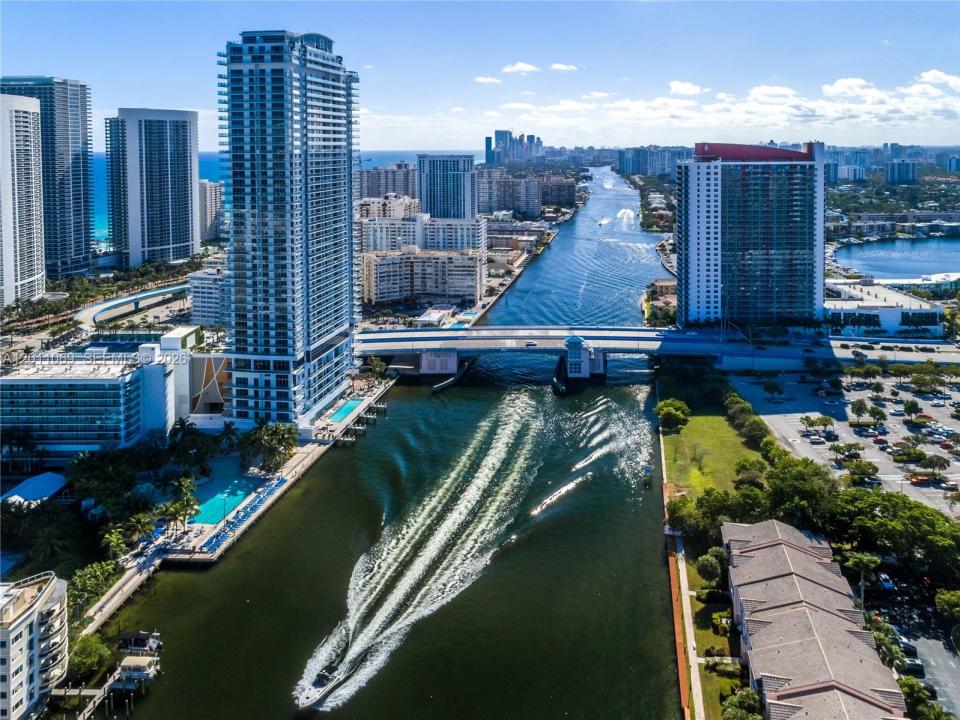 4010 S Ocean Dr R908, Hollywood, Florida 33019, Stati Uniti