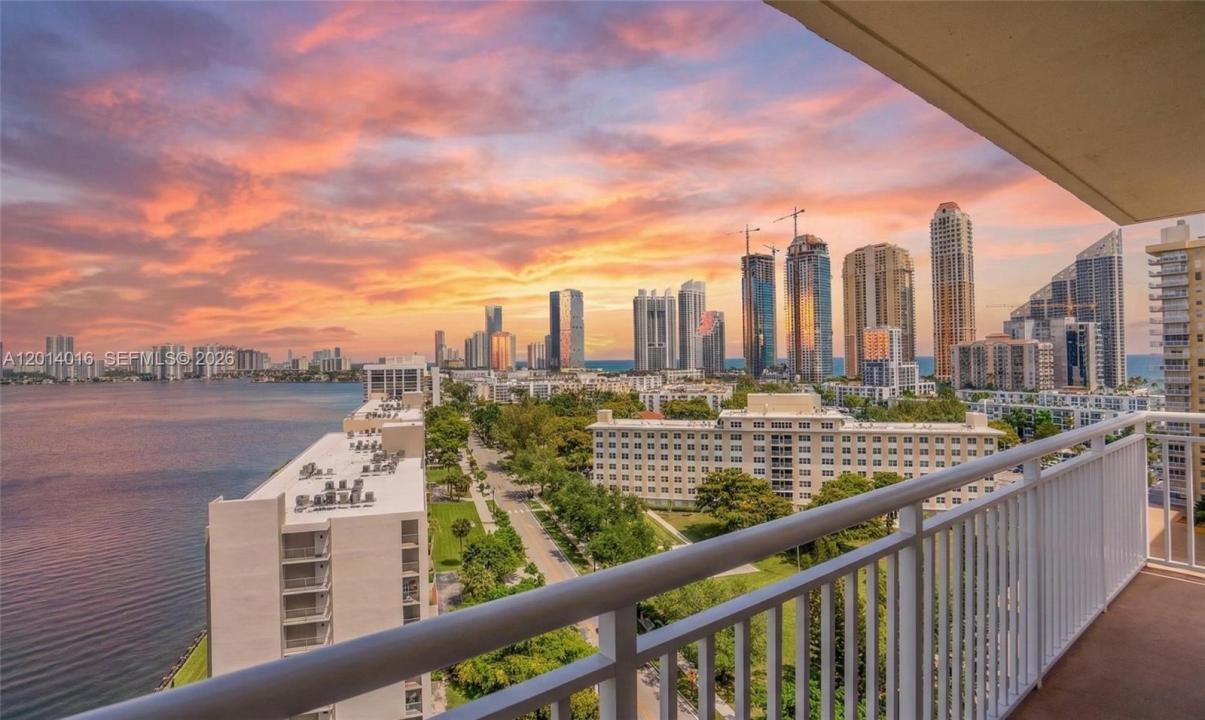 251 174th St 1517, Sunny Isles Beach, Floride 33160, États-Unis