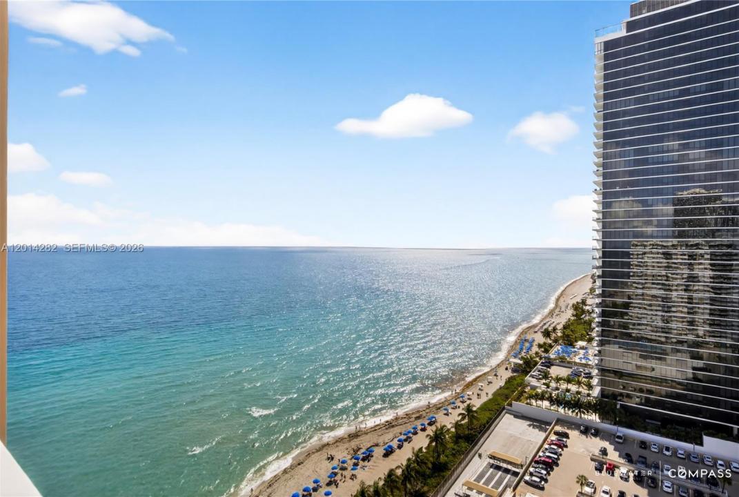 1950 S Ocean Dr 17N, Hallandale Beach, Florida 33009, USA