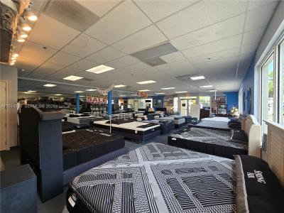 100 N State Road 7 100-101-102, Margate, Florida 33063, USA