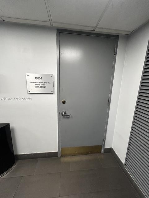 900 W 49th St Suite B001, Hialeah, Florida 33012, Stati Uniti