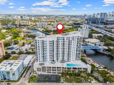10 SW South River Dr 1506, Miami, Florida 33130, USA