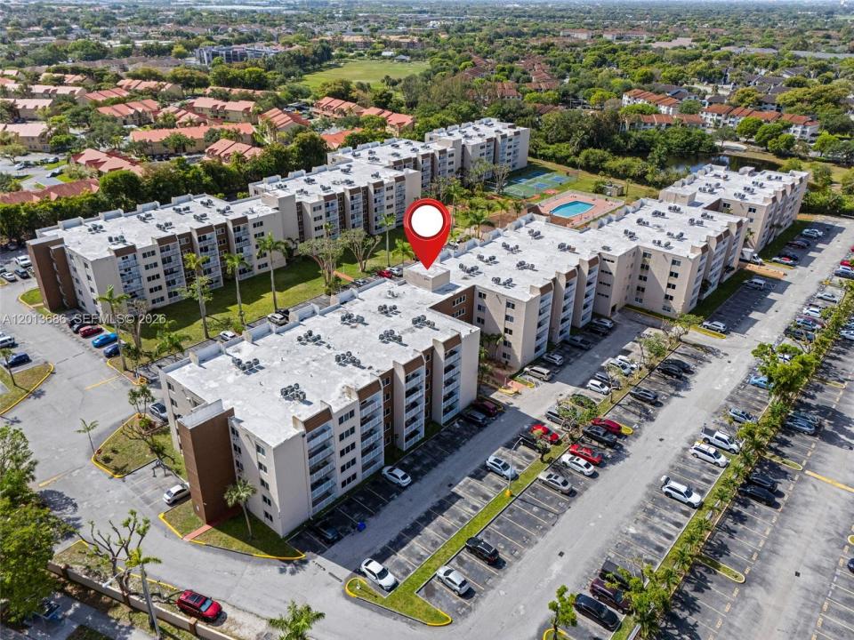 6950 Miami Gardens Dr 2-506, Hialeah, Floride 33015, États-Unis