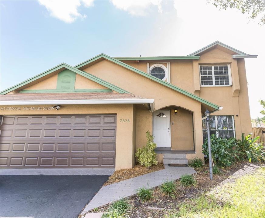 7876 NW 189th St, Hialeah, Флорида 33015, Соединенные Штаты