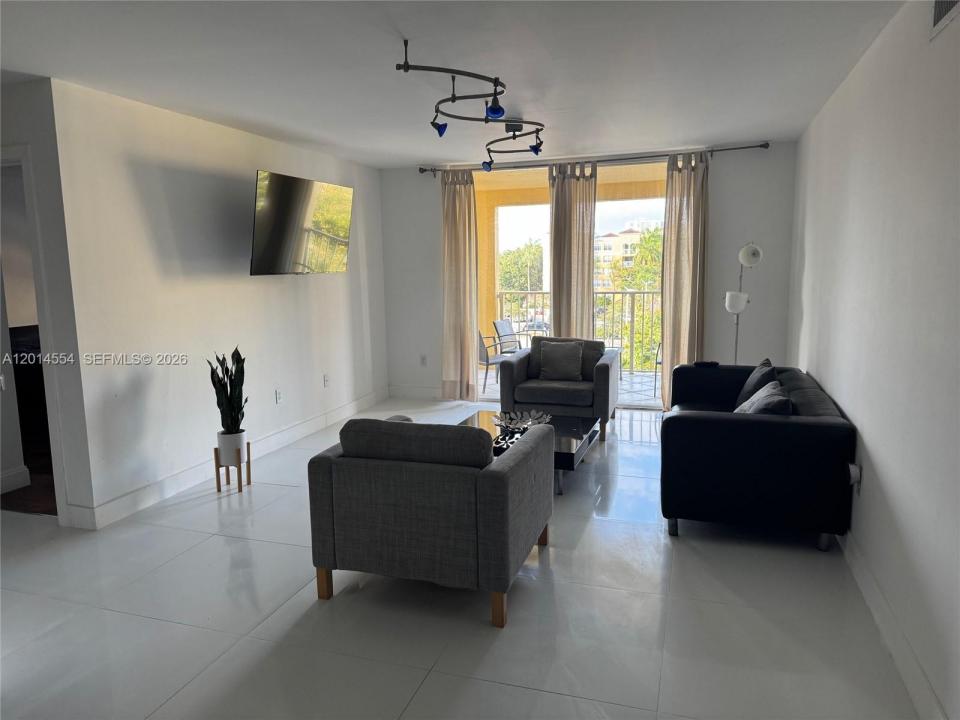 19555 E Country Club Dr 8507, Aventura, Floride 33180, États-Unis