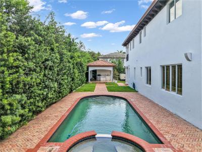 16763 NW 77th Path, Miami Lakes, Florida 33016