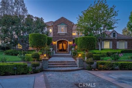Royal Hunt Ridge, Riverside, California 92506, Stati Uniti