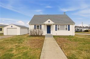 92 Bracket Avenue, Tiverton, Rhode Island 02878, Estados Unidos